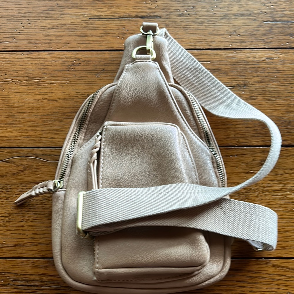 Wendell Bum Bag-Taupe